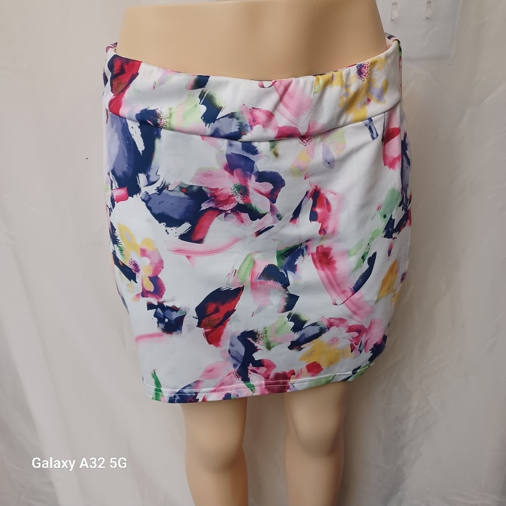 EP Newyork Skort Women  Tennis Y Golf Colorful Abstract Print Women's Skirt Sz.M